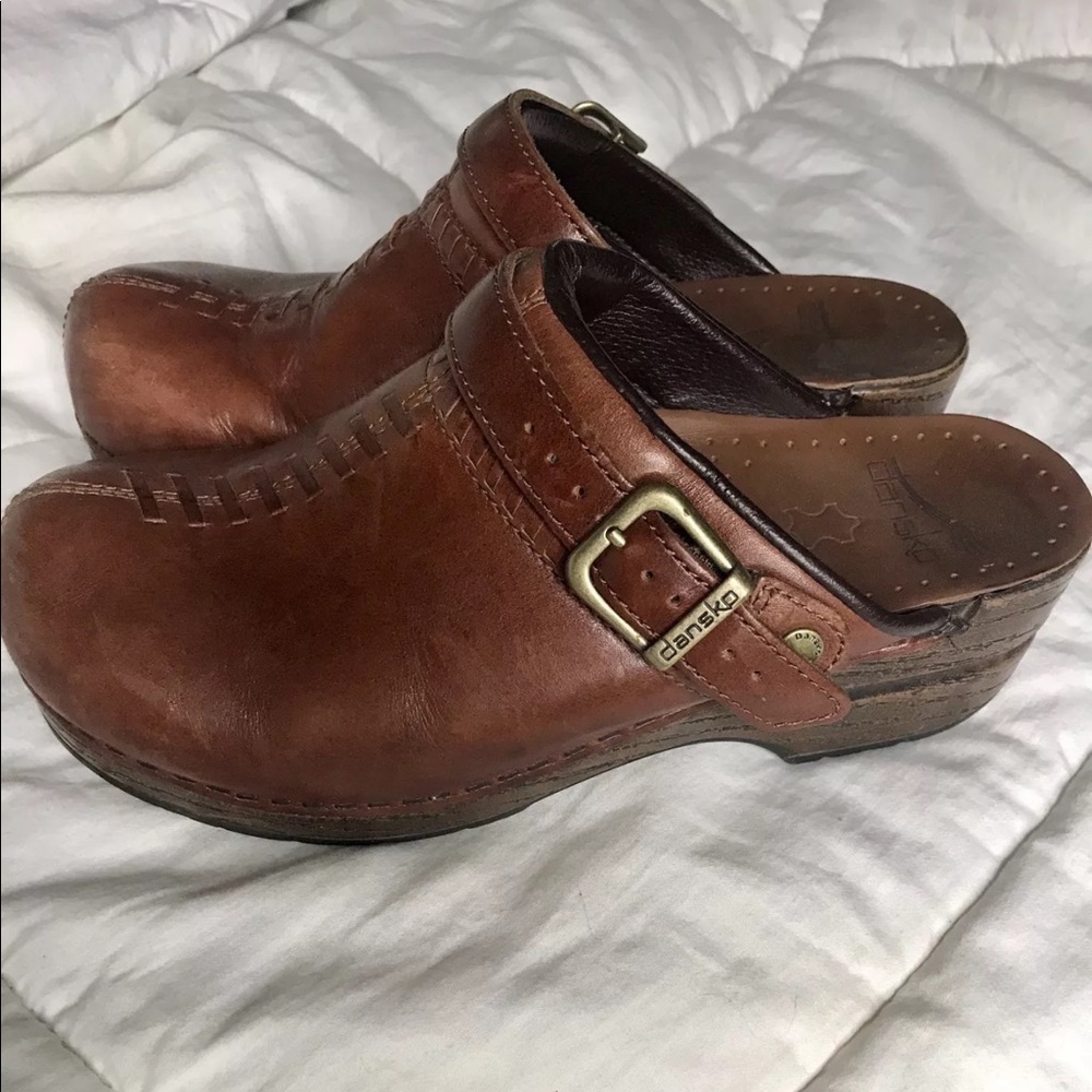 DANSKO CLOGS SIZE 37